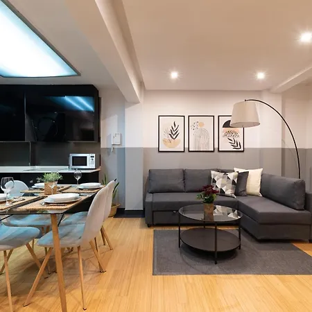 Elegante ático Appartamento