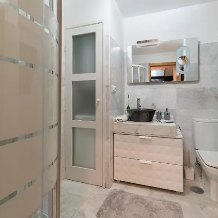 Elegante Atico Duplex Lejlighed