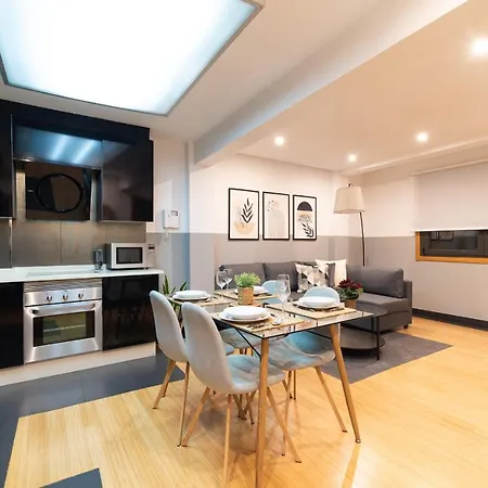 Elegante Atico Duplex * Vigo