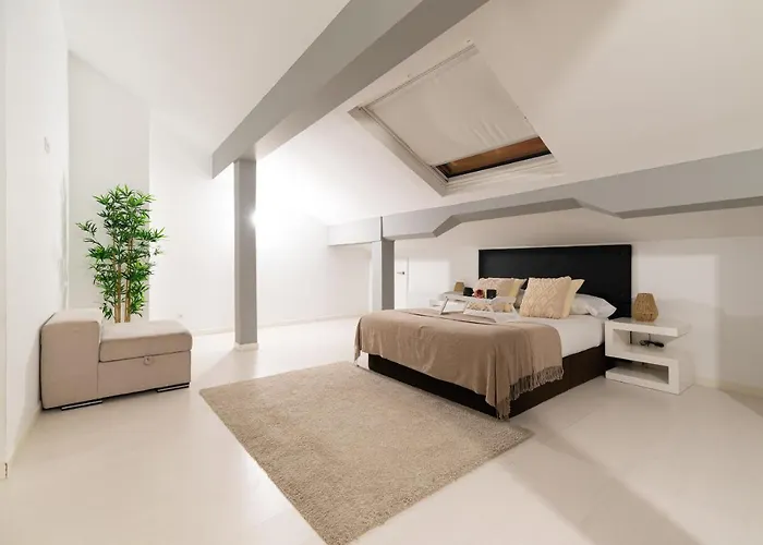 Апартаменты Elegante Atico Duplex *