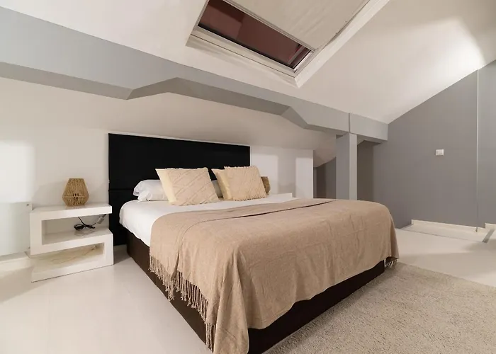 Апартаменты Elegante Atico Duplex *